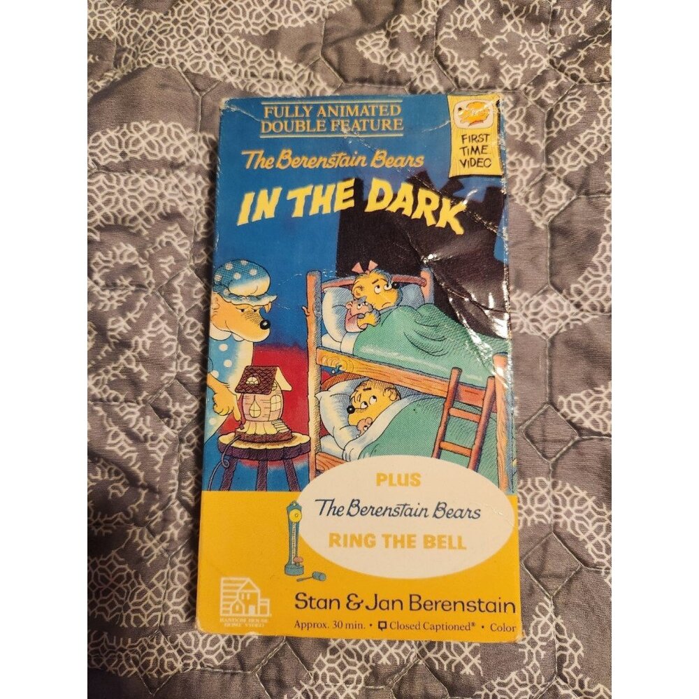 The Berenstain Bears In The Dark VHS